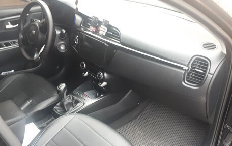 KIA Rio IV, 2018 год, 1 399 000 рублей, 4 фотография