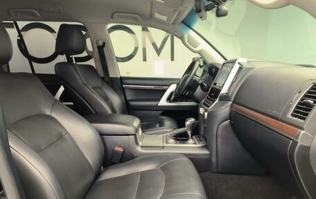 Toyota Land Cruiser 200, 2019 год, 8 100 000 рублей, 8 фотография