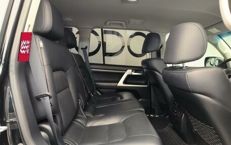 Toyota Land Cruiser 200, 2019 год, 8 100 000 рублей, 9 фотография