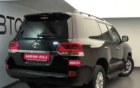 Toyota Land Cruiser 200, 2019 год, 8 100 000 рублей, 3 фотография