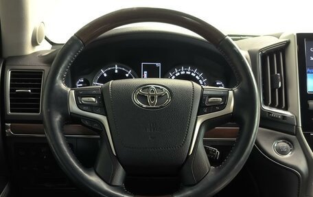 Toyota Land Cruiser 200, 2019 год, 8 100 000 рублей, 16 фотография