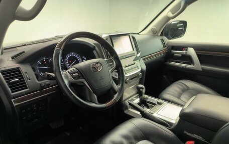 Toyota Land Cruiser 200, 2019 год, 8 100 000 рублей, 17 фотография