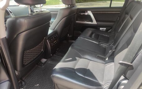 Toyota Land Cruiser 200, 2013 год, 4 900 000 рублей, 8 фотография