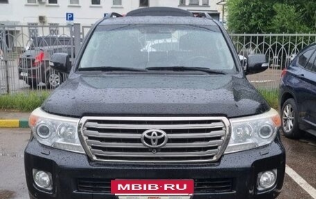 Toyota Land Cruiser 200, 2013 год, 4 900 000 рублей, 2 фотография