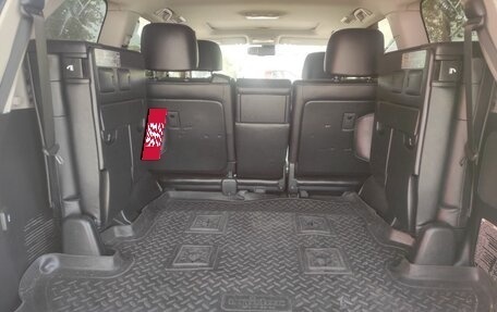Toyota Land Cruiser 200, 2013 год, 4 900 000 рублей, 13 фотография