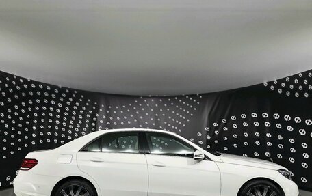 Mercedes-Benz E-Класс, 2014 год, 2 200 000 рублей, 4 фотография