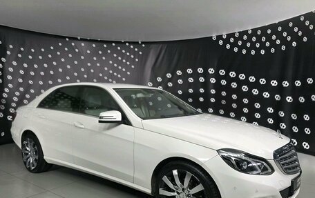 Mercedes-Benz E-Класс, 2014 год, 2 200 000 рублей, 3 фотография