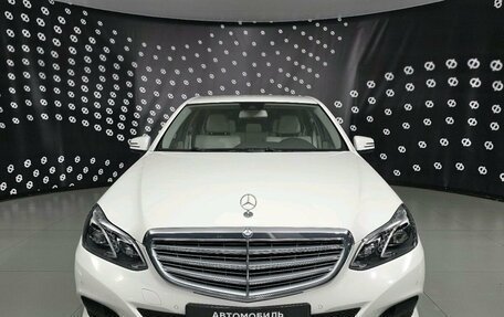 Mercedes-Benz E-Класс, 2014 год, 2 200 000 рублей, 2 фотография