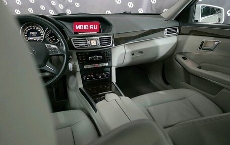 Mercedes-Benz E-Класс, 2014 год, 2 200 000 рублей, 26 фотография