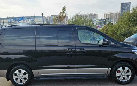 Hyundai H-1 II рестайлинг, 2021 год, 3 100 000 рублей, 3 фотография