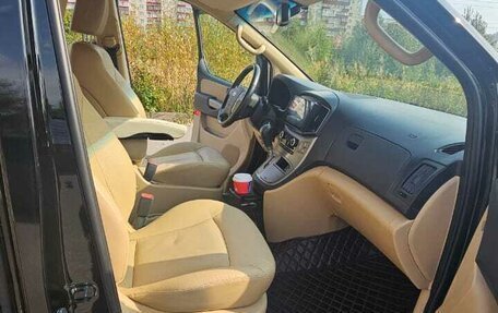 Hyundai H-1 II рестайлинг, 2021 год, 3 100 000 рублей, 14 фотография