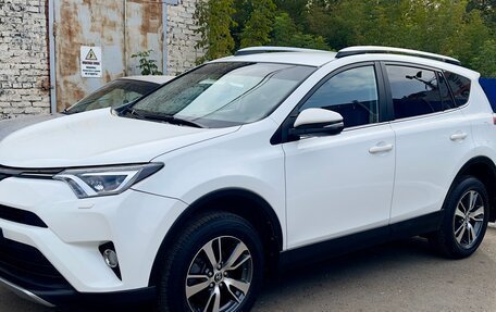 Toyota RAV4, 2018 год, 2 480 000 рублей, 26 фотография