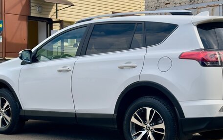Toyota RAV4, 2018 год, 2 480 000 рублей, 28 фотография