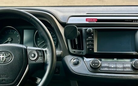 Toyota RAV4, 2018 год, 2 480 000 рублей, 22 фотография