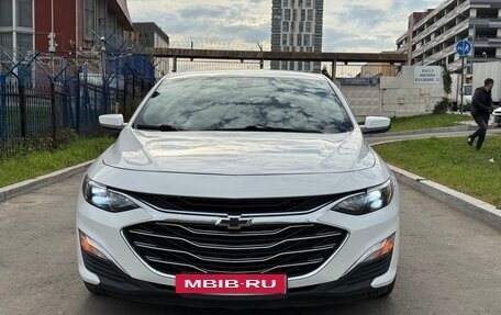 Chevrolet Malibu IX, 2020 год, 1 290 000 рублей, 3 фотография