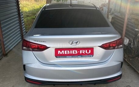 Hyundai Solaris II рестайлинг, 2021 год, 1 550 000 рублей, 2 фотография
