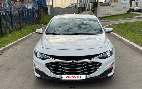 Chevrolet Malibu IX, 2020 год, 1 290 000 рублей, 4 фотография