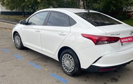 Hyundai Solaris II рестайлинг, 2021 год, 1 360 000 рублей, 3 фотография