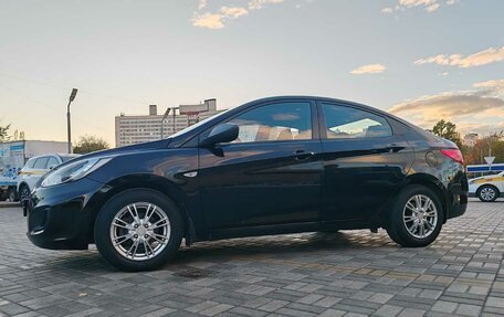Hyundai Solaris II рестайлинг, 2014 год, 880 000 рублей, 5 фотография