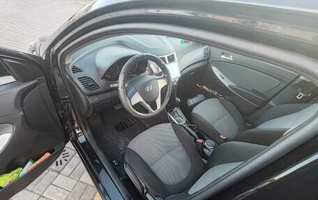 Hyundai Solaris II рестайлинг, 2014 год, 880 000 рублей, 9 фотография