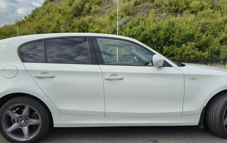 BMW 1 серия, 2011 год, 870 000 рублей, 4 фотография