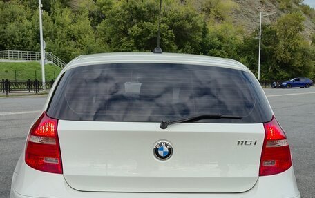 BMW 1 серия, 2011 год, 870 000 рублей, 6 фотография