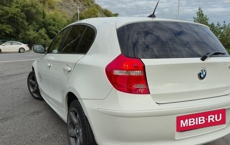 BMW 1 серия, 2011 год, 870 000 рублей, 8 фотография