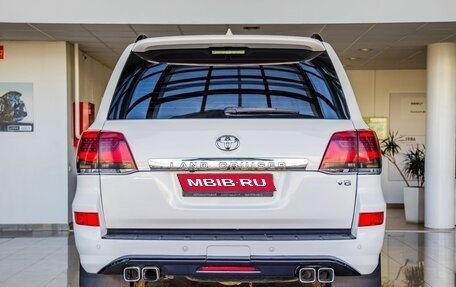 Toyota Land Cruiser 200, 2010 год, 3 289 000 рублей, 6 фотография