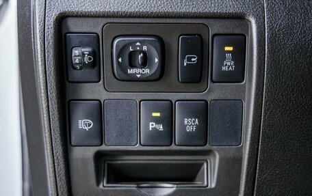 Toyota Land Cruiser 200, 2010 год, 3 289 000 рублей, 38 фотография