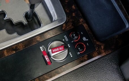 Toyota Land Cruiser 200, 2010 год, 3 289 000 рублей, 29 фотография