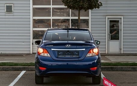 Hyundai Solaris II рестайлинг, 2012 год, 825 000 рублей, 5 фотография