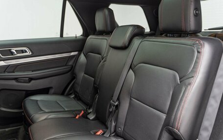 Ford Explorer VI, 2017 год, 2 350 000 рублей, 22 фотография