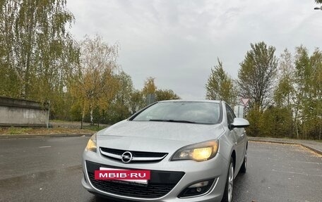 Opel Astra J, 2012 год, 499 000 рублей, 3 фотография