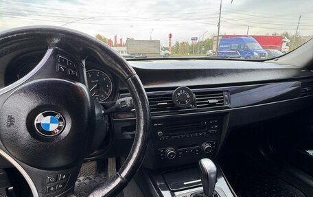 BMW 3 серия, 2005 год, 800 000 рублей, 13 фотография