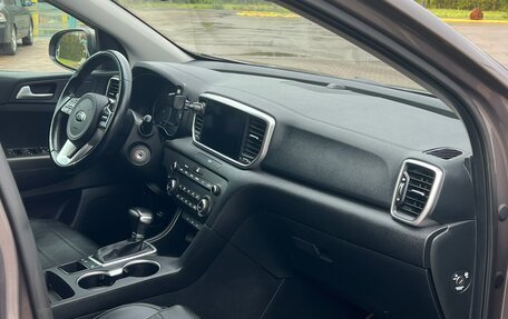 KIA Sportage IV рестайлинг, 2020 год, 2 215 000 рублей, 6 фотография
