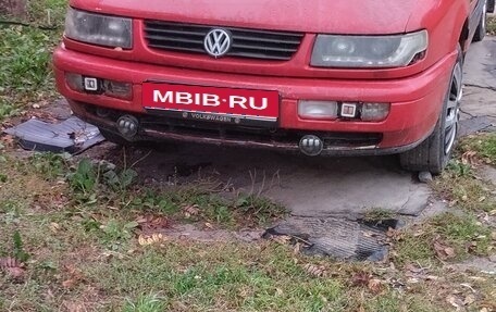 Volkswagen Passat B4, 1994 год, 100 000 рублей, 1 фотография