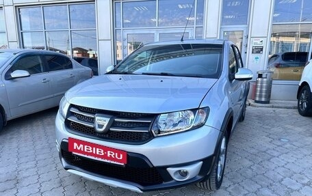 Renault Logan II, 2020 год, 895 000 рублей, 9 фотография