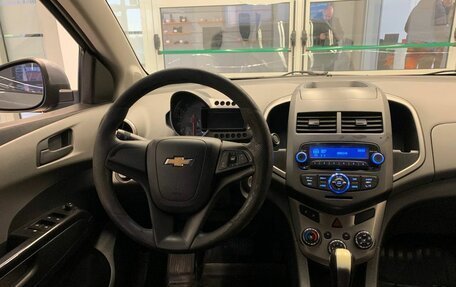 Chevrolet Aveo III, 2013 год, 610 000 рублей, 9 фотография