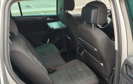 Volkswagen Tiguan II, 2019 год, 2 250 000 рублей, 14 фотография