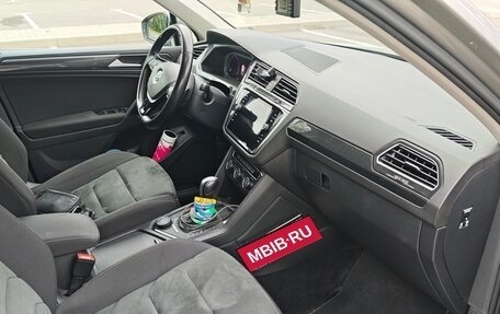 Volkswagen Tiguan II, 2019 год, 2 250 000 рублей, 12 фотография