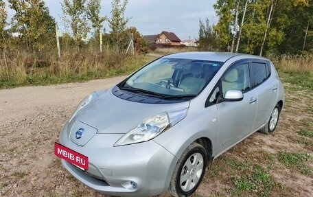 Nissan Leaf I, 2013 год, 880 000 рублей, 13 фотография