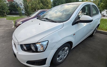 Chevrolet Aveo III, 2013 год, 950 000 рублей, 3 фотография