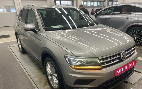Volkswagen Tiguan II, 2018 год, 3 150 000 рублей, 9 фотография