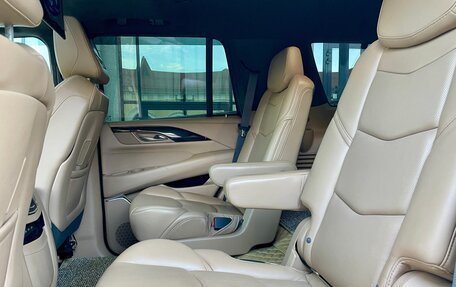 Cadillac Escalade IV, 2017 год, 6 700 000 рублей, 17 фотография