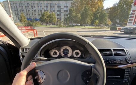 Mercedes-Benz E-Класс, 2005 год, 1 050 000 рублей, 6 фотография