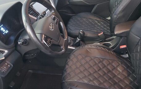 Hyundai Solaris II рестайлинг, 2017 год, 790 000 рублей, 8 фотография