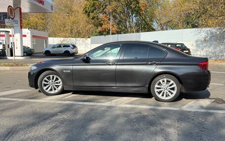 BMW 5 серия, 2015 год, 2 400 000 рублей, 4 фотография