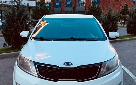 KIA Rio III рестайлинг, 2012 год, 800 000 рублей, 2 фотография