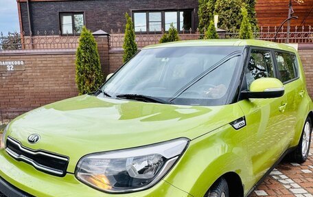 KIA Soul II рестайлинг, 2017 год, 1 600 000 рублей, 6 фотография