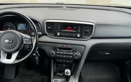 KIA Sportage IV рестайлинг, 2019 год, 1 999 000 рублей, 12 фотография